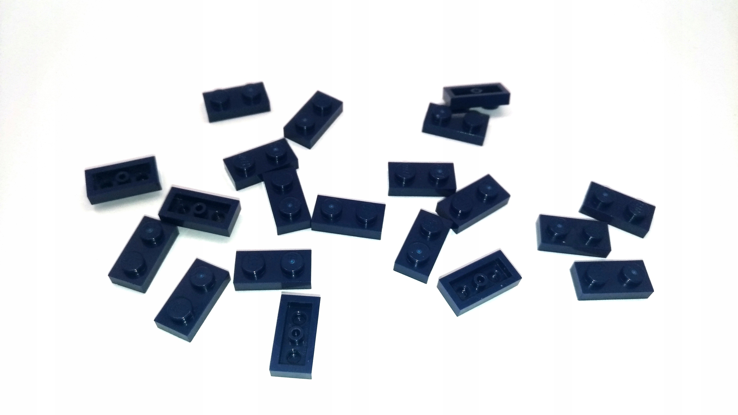 186c LEGO 3004 płytka1x2 niebieska dark blue 20szt 2 0cf8ea822a18f558e5d8637bfb7f854e