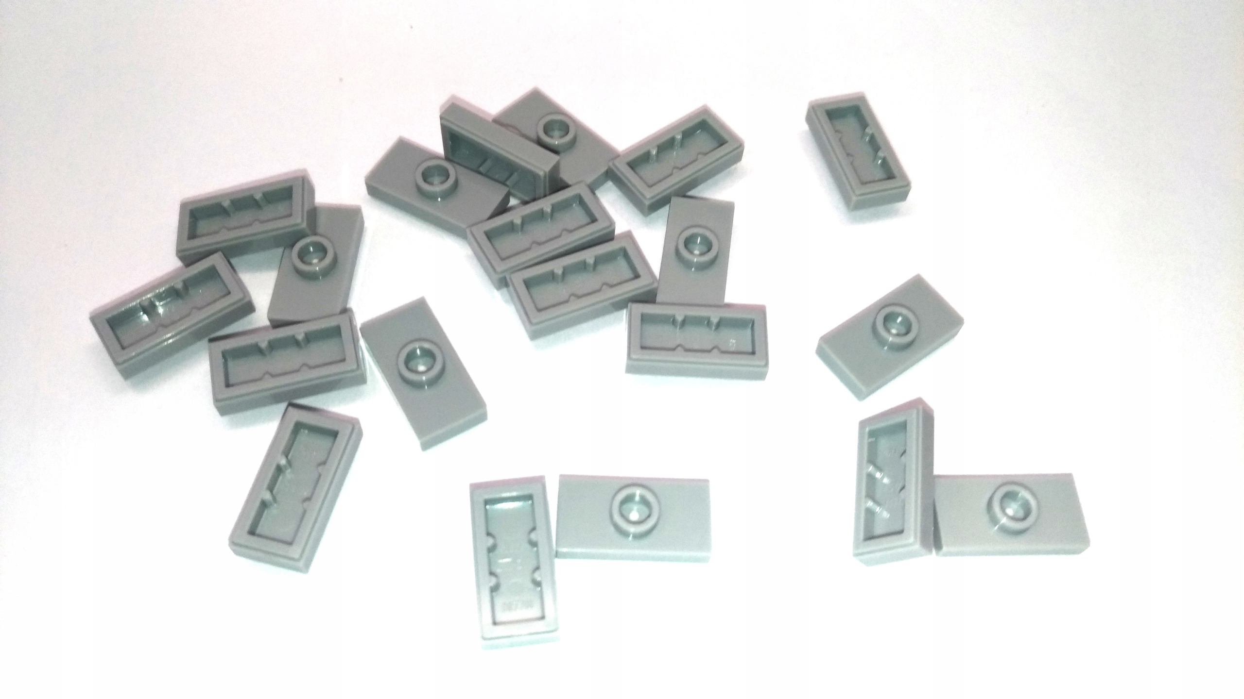 186e. LEGO 15573 płytka1x2 szary 20szt 2 134ef85cbd3b634dc023072f39b7928a