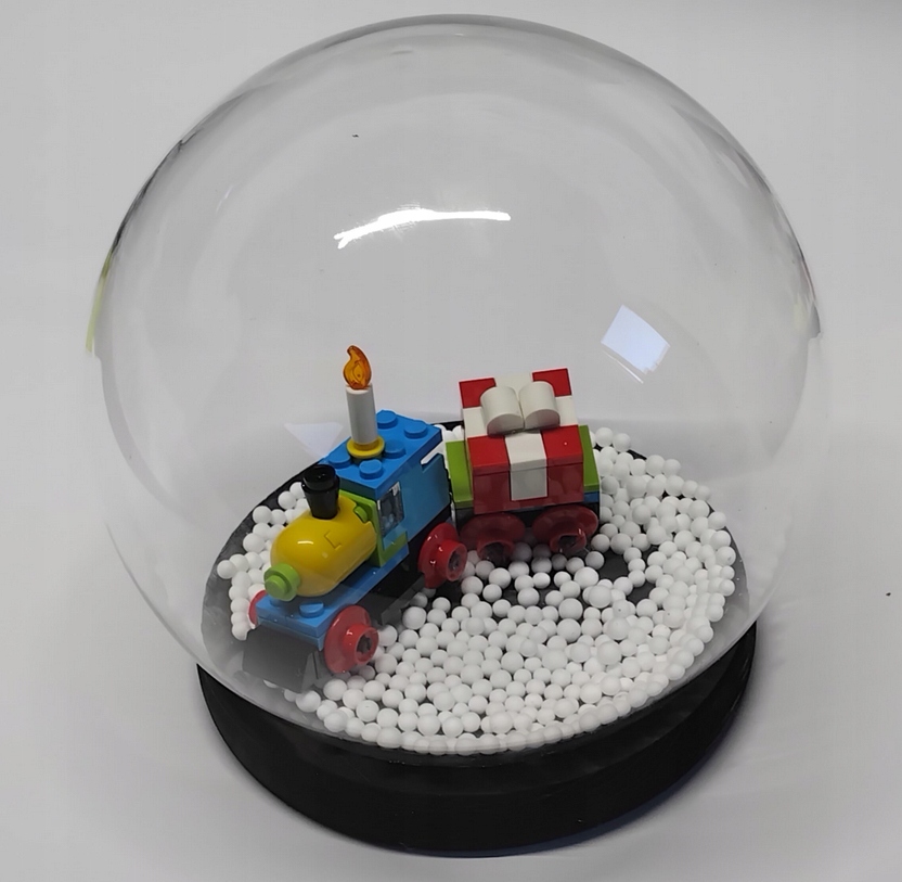 625B4. Lego ozdoba na Boże Narodzenie pociąg z prezentami w kopuli szklanej 6 3448066a6ab86f0c726badfc50886dd5