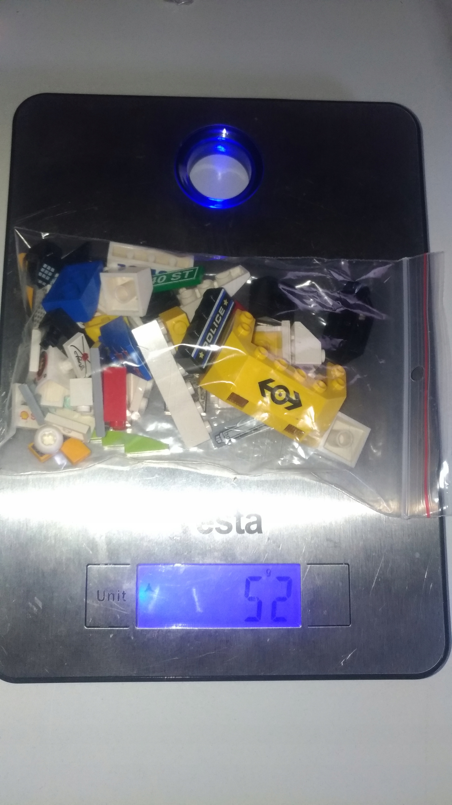 17. Lego Mix z nadrukiem naklejka 50g 40-45 sztuk 9 383cbec8ed1a79167f04d07fc65c44f4