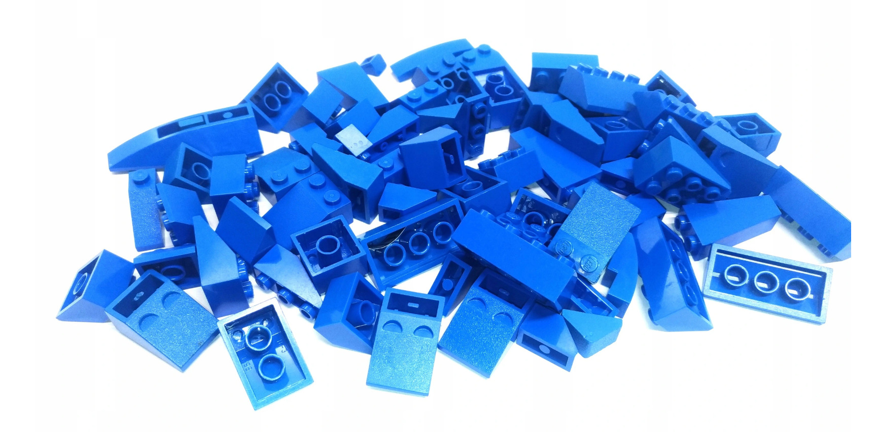 077 Lego 0,1kg niebieskie skosy dachówki mix 100 g 6 493a915f7121d9382fe0f45e514459bf