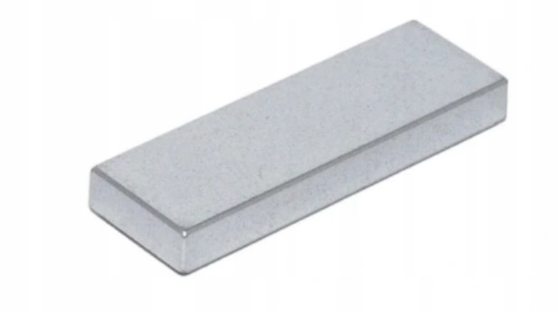 051B3. Lego 63864 TILE 1x3 METALIC SILVER 1sztuka 2 5eaabd21712f4c0c42937b986a241ea8