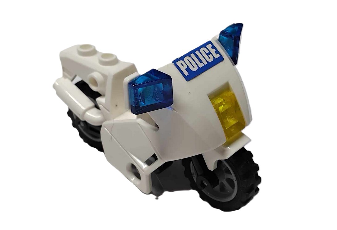 137r12e. Lego motor policyjny policja 52035 54200 z kołami 2 604da5be8334b63137805d268168904c