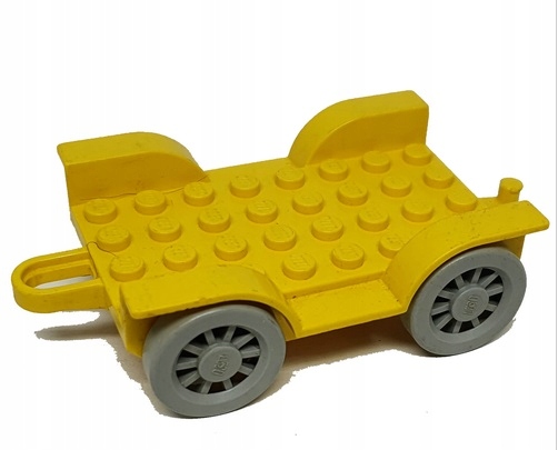 277e. Lego Fabuland podwozie 8x6 żółte 2 658461ef471876632fa7d49554b78de1
