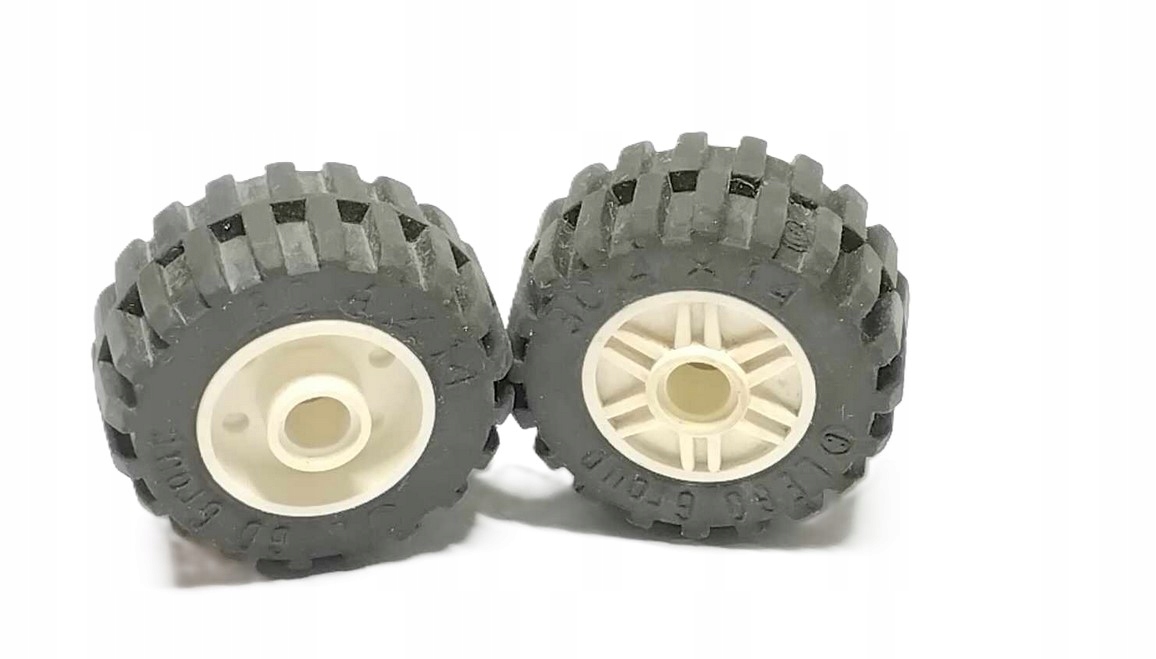 F A15 Lego Technic Koło (opona + felga) 30.4x14 55981 - białe 2szt 2 71166fbc18c9d960dac89b574a05fd11