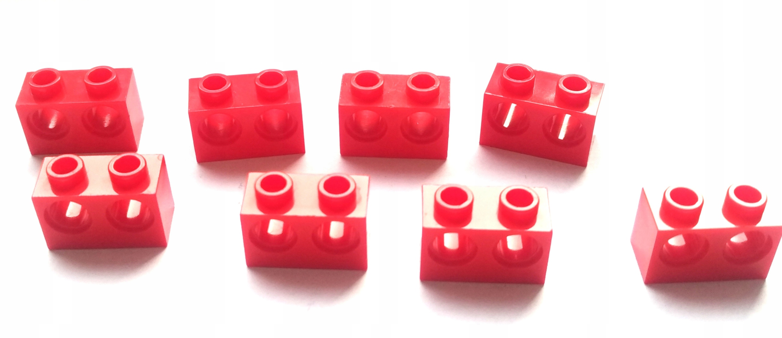 112e. Lego Belka 1x2 dziurki 32000 - 8 szt czerwon 2 a38c4db9c50eda6a12d126e661bc2cd3