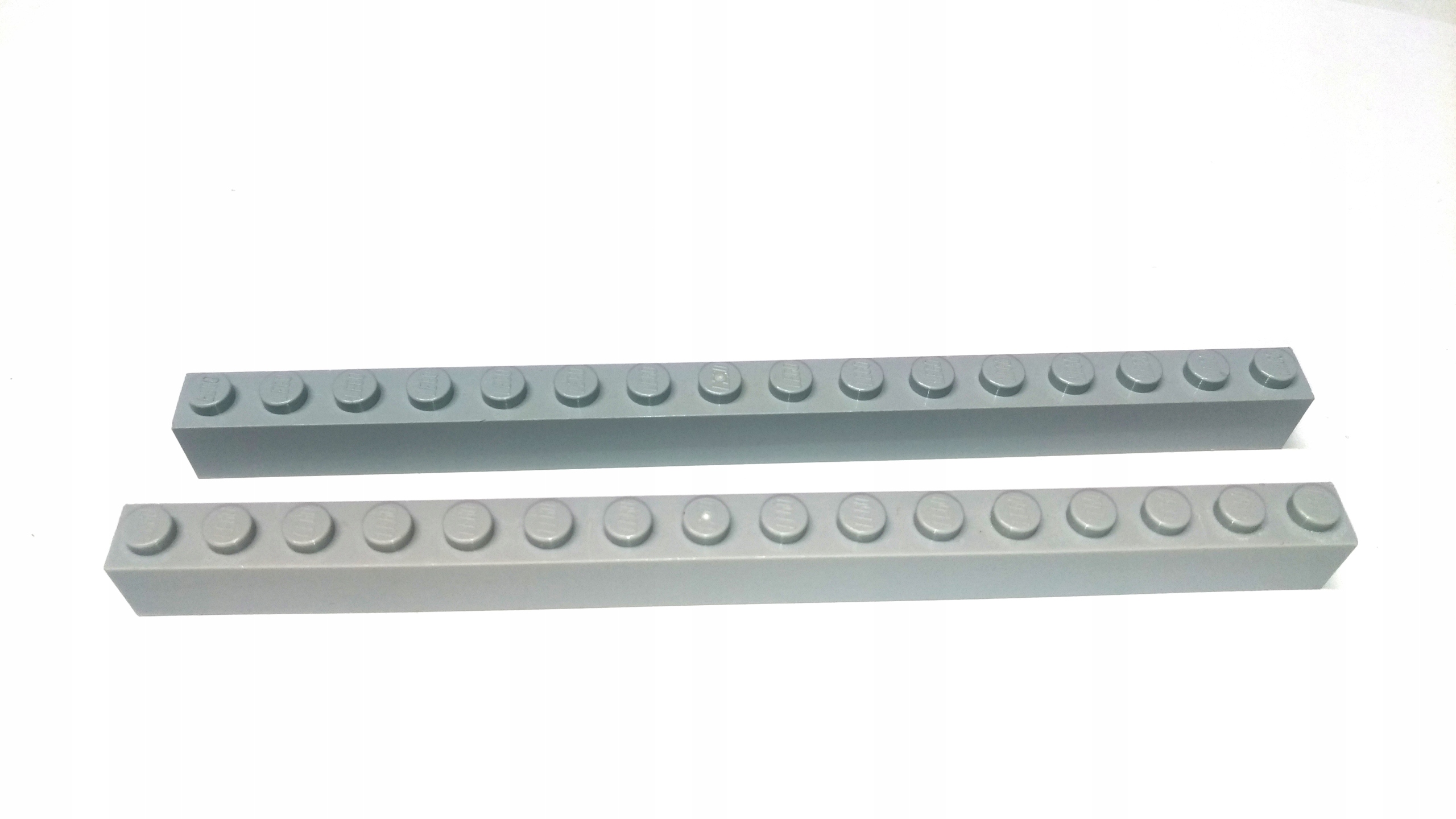 116i. LEGO brock 1X16 szary jasny 2465 2szt 2 aab94f819697fe3deb7aedf6bff0a2dd