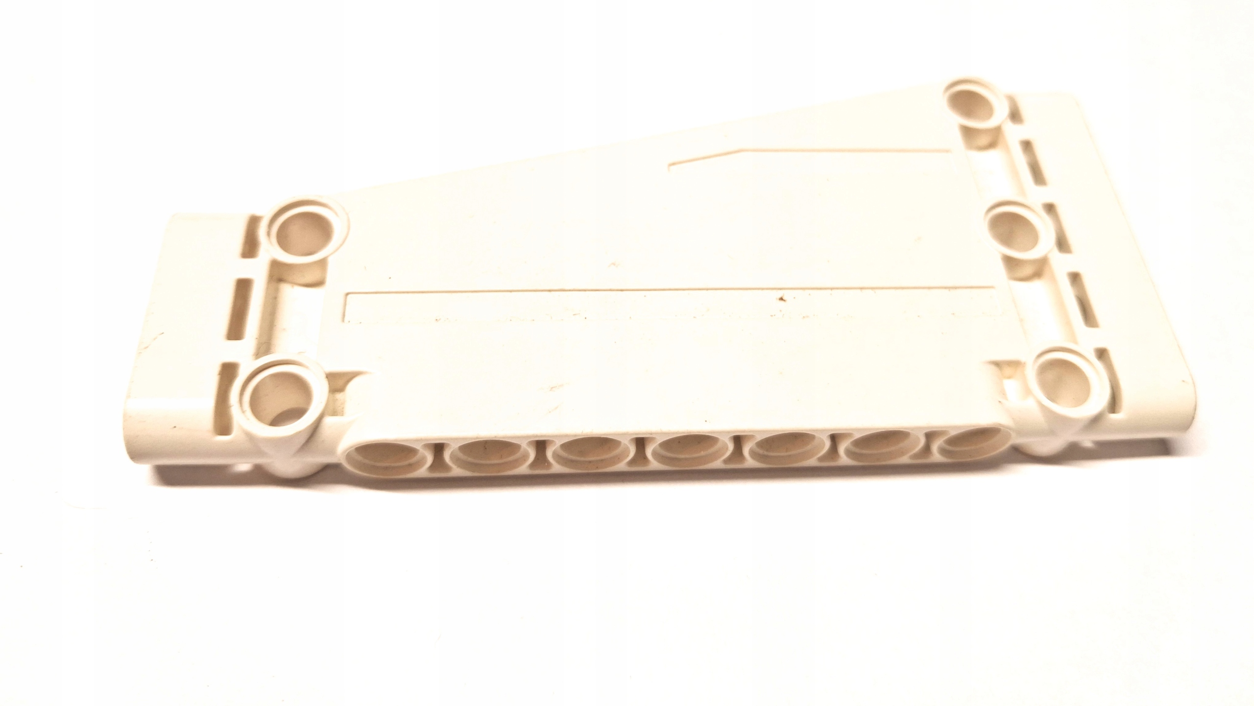 008B2. LEGO panel technic 18945 biały 2 b25a57c5c9a41c584ce47a9c037b7672