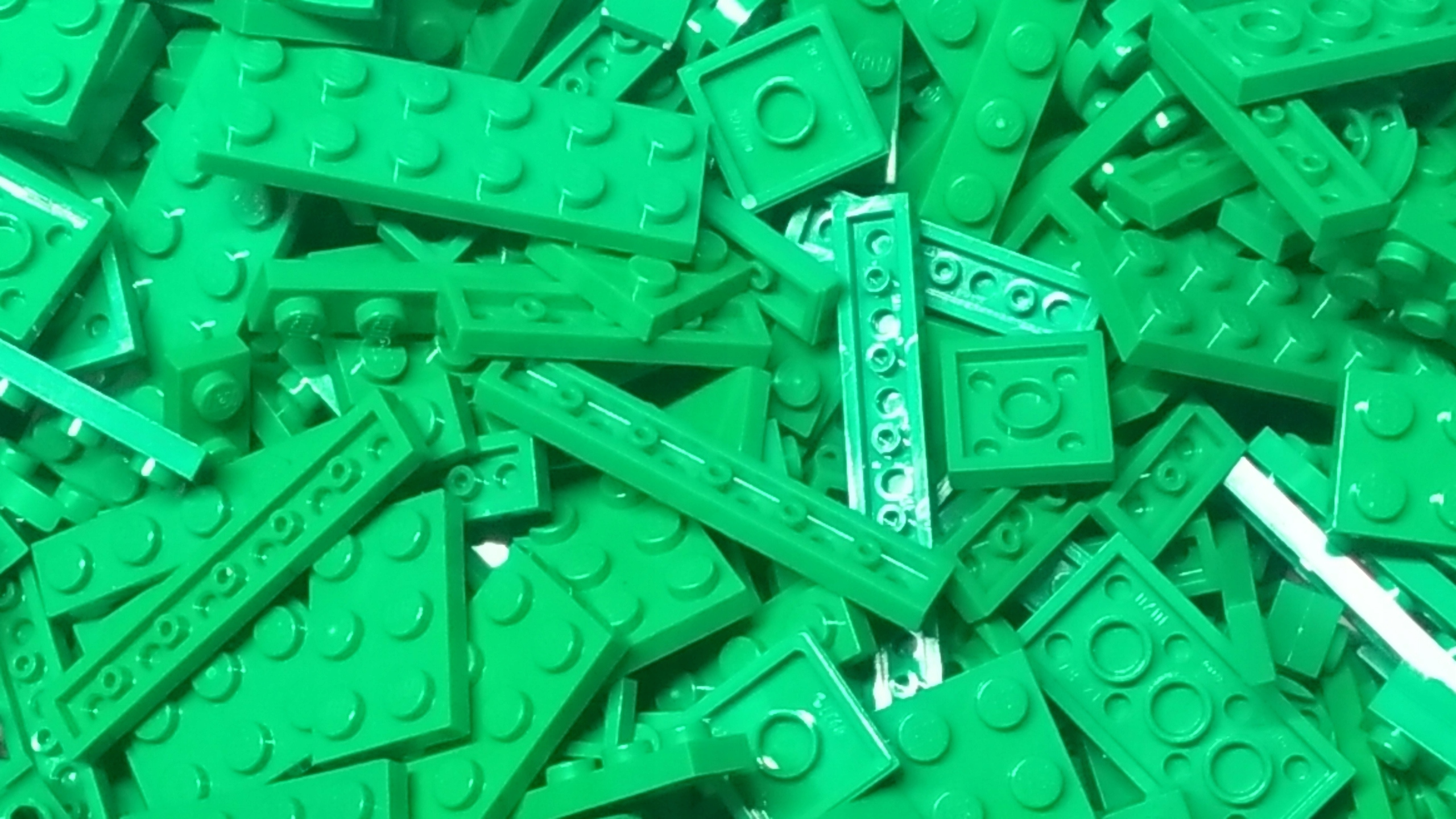 084. Lego ielone green płaskie 100g MIX 0,1kg 8 cbdd3b4686f42eaf6b2586ab133659d1