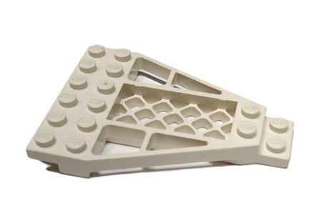 056C1. LEGO space 30036 Biała płytka 8x6x2/3 2 f6fa62946fe23403c1ad1c3055279a3c