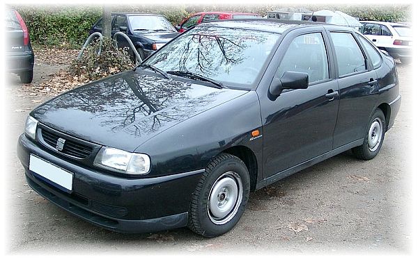 Pokrowce MIAROWE do Seat Cordoba 1993-2002r. P1