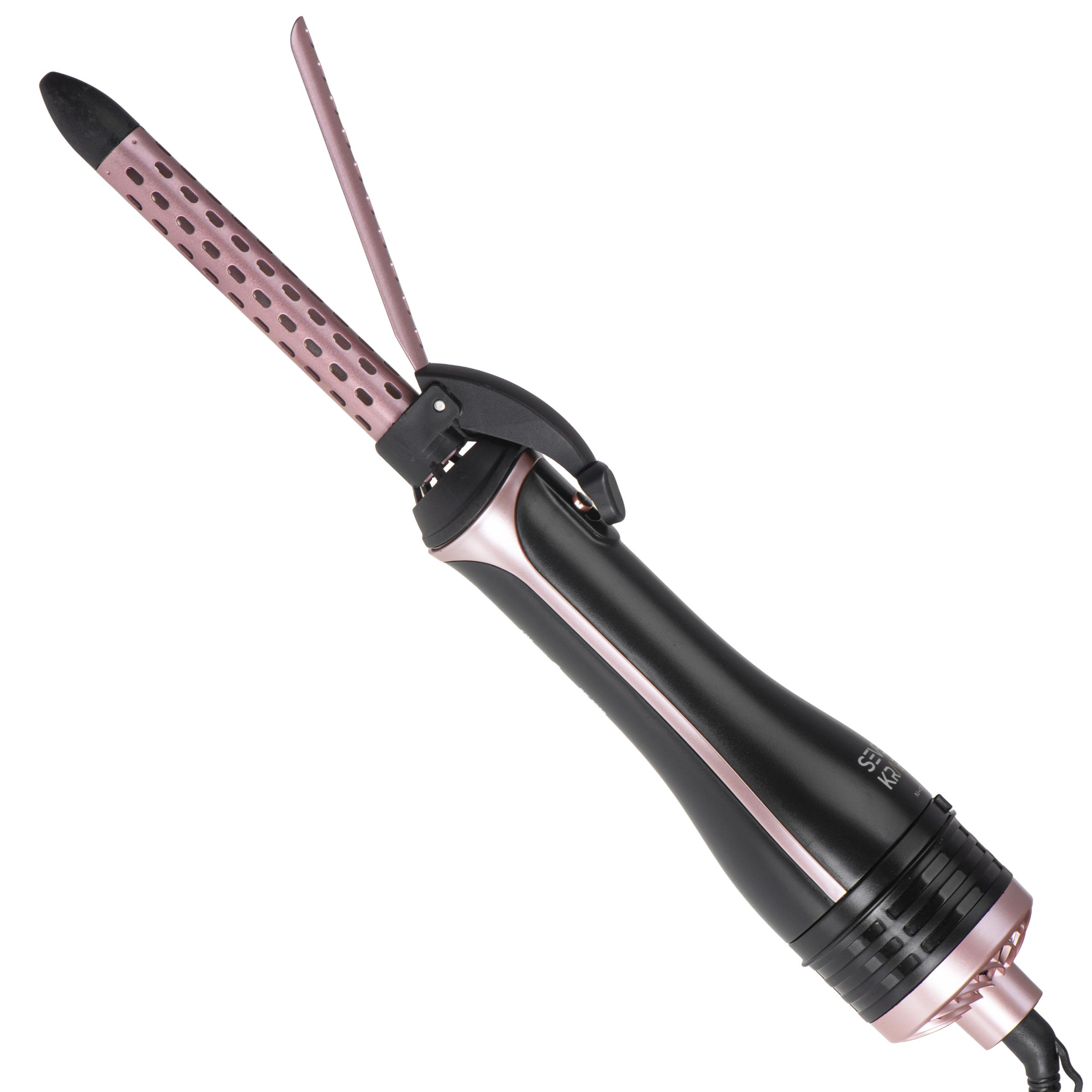 Zbliżenie na nylonowe włosie jednej ze szczotek lokówko-suszarki Adler SK 2029