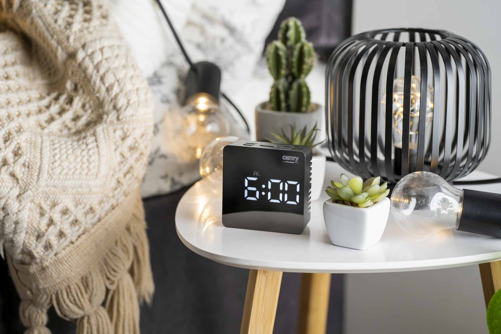 Budzik LED Camry CR 1150b - widok ogólny