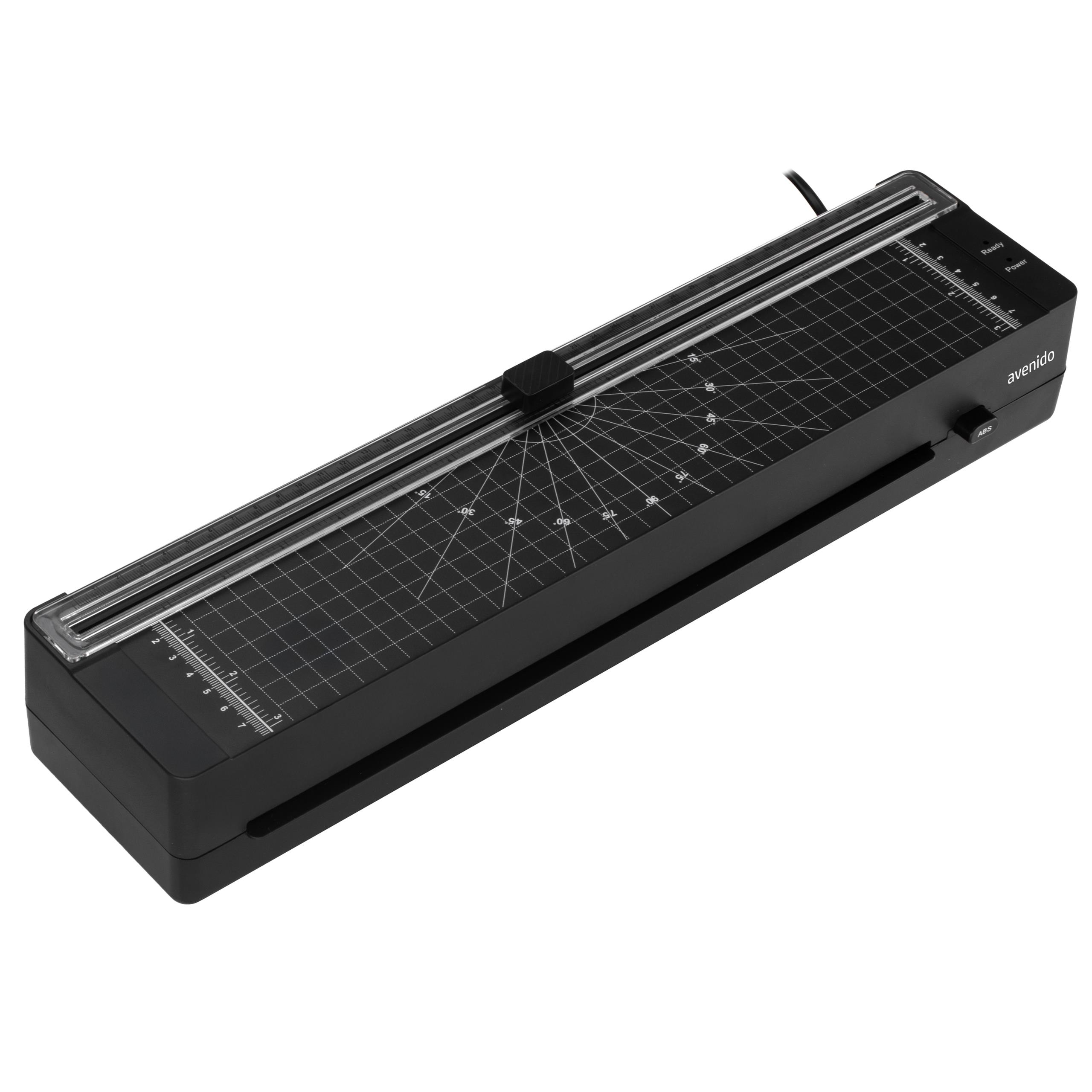 Zbliżenie na wbudowany precyzyjny trymer w laminatorze Avenido