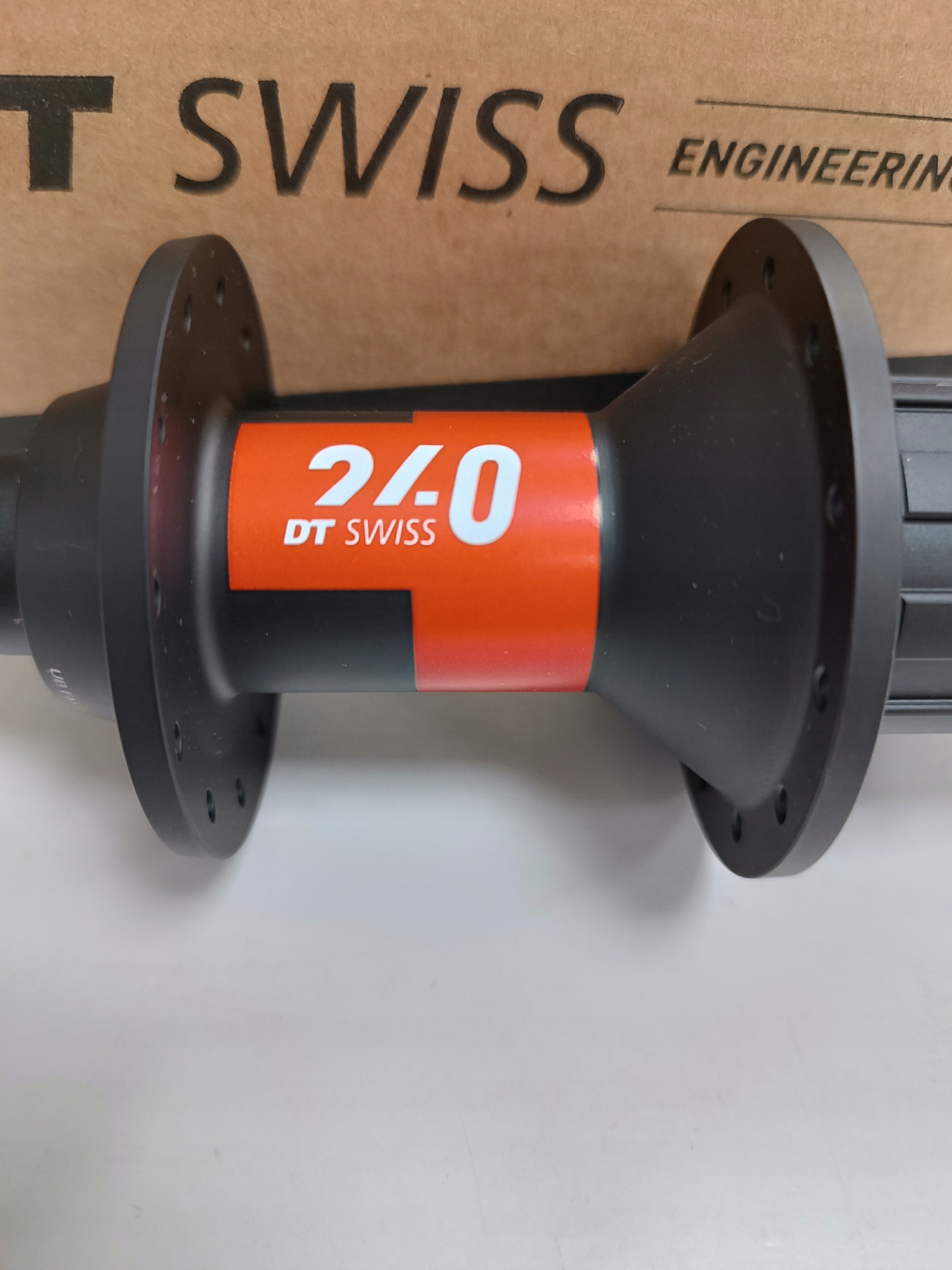 Piasta Tylna Dt Swiss 240 Non Disc QR 5x130 mm 24 H Ratchet EXP 11