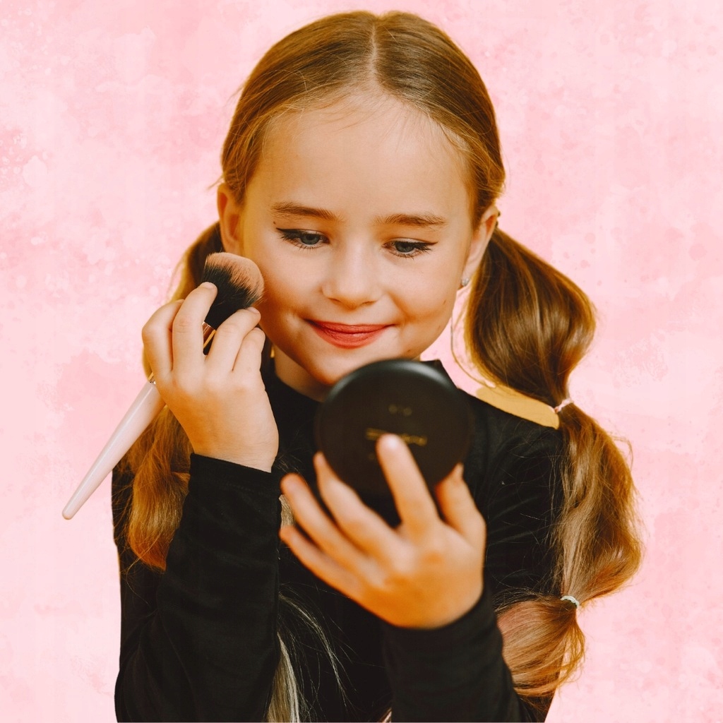 KOMPLET DO MAKIJAŻU IDEALNY PREZENT PRAKTYCZNY DLA NIEJ DZIECKA