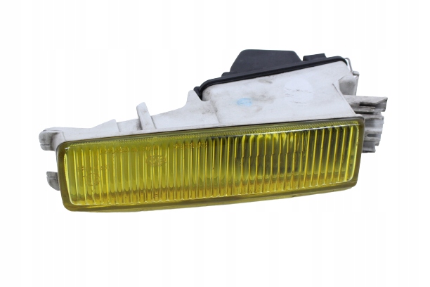AUDI 80 B4 132526-00RE FEUX DE BROUILLARD DROIT 132526-00RE