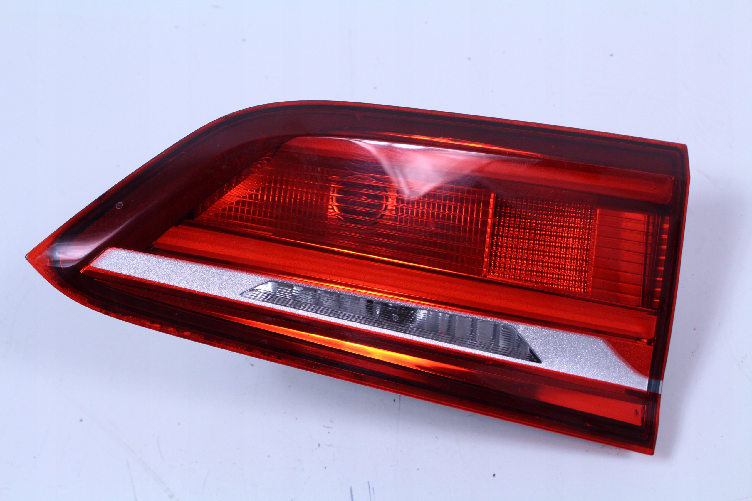 BMW X1 F48 Heckleuchte Rückleuchte Links 7350697