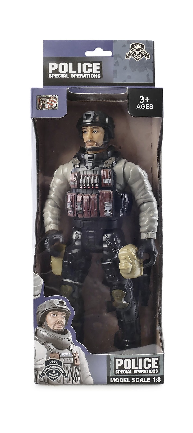 Figurka policjanta o wysokości 23,5 cm w skali 1:8, stojąca w lekkim rozkroku, ubrana w mundur z czapką służbową, pasem taktycznym, kaburą oraz odłączalnym uzbrojeniem trzymanym w dłoni, z wyraźnie odwzorowanymi rysami twarzy i detalami umundurowania, przeznaczona jako zabawka dla dzieci powyżej 3 lat.