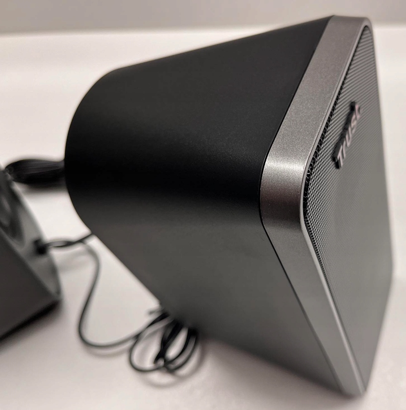 Zestaw głośników 2.0 Trust Arys 28 W czarny