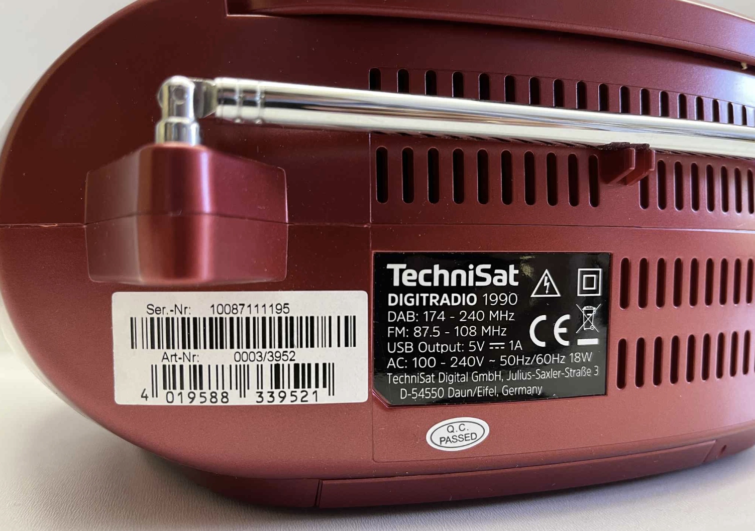 Radio sieciowe DAB+, FM TechniSat Digitradio 1990