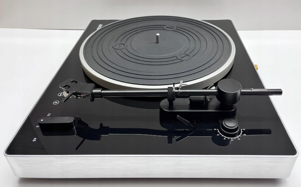 GRAMOFON AUTOMATYCZNY AIWA APX-680BT/WT BT czarny