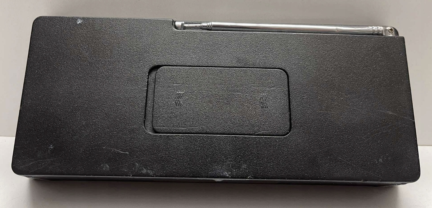 RADIO TECHNISAT DIGITRADIO 2 S, czarno-srebrny - NIE SPRAWNY