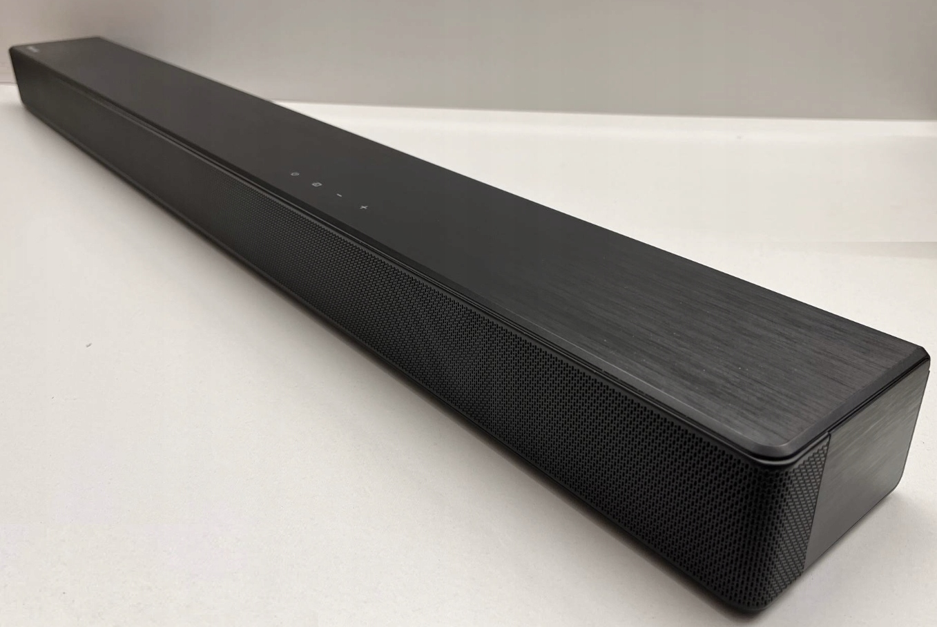 Hisense AX2106G 2.1-kanałowy soundbar z wbudowanym subwooferem, 240 W BT