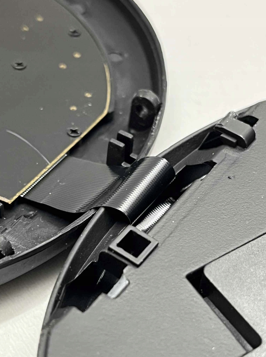 DISCMAN PRZENOŚNY ODTWARZACZ PŁYT Lenco CD-300BK MP3 LCD BLUETOOTH Czarny