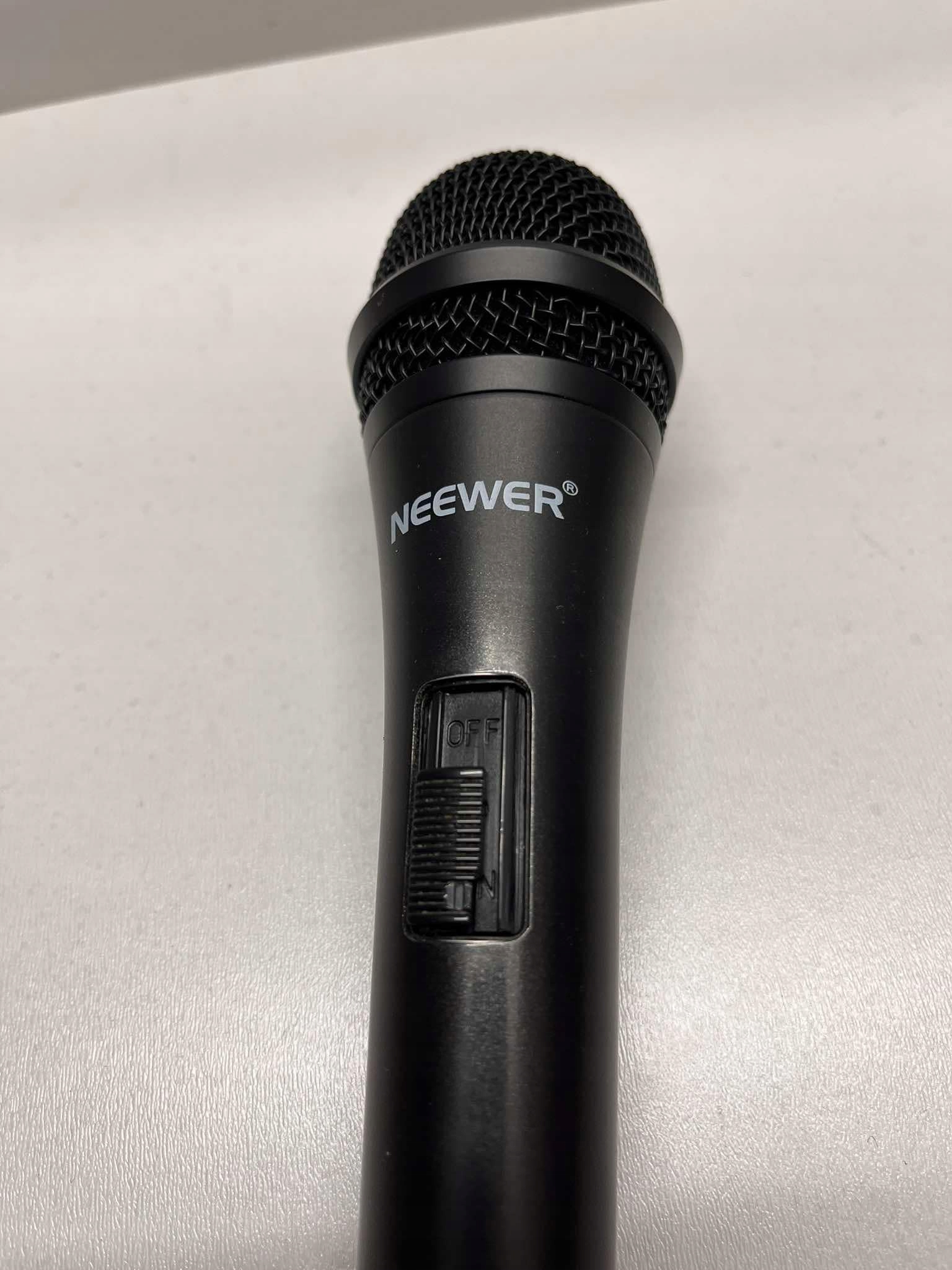 Neewer NW-040 profesjonalny mikrofon dynamiczny kardioidalny czarny