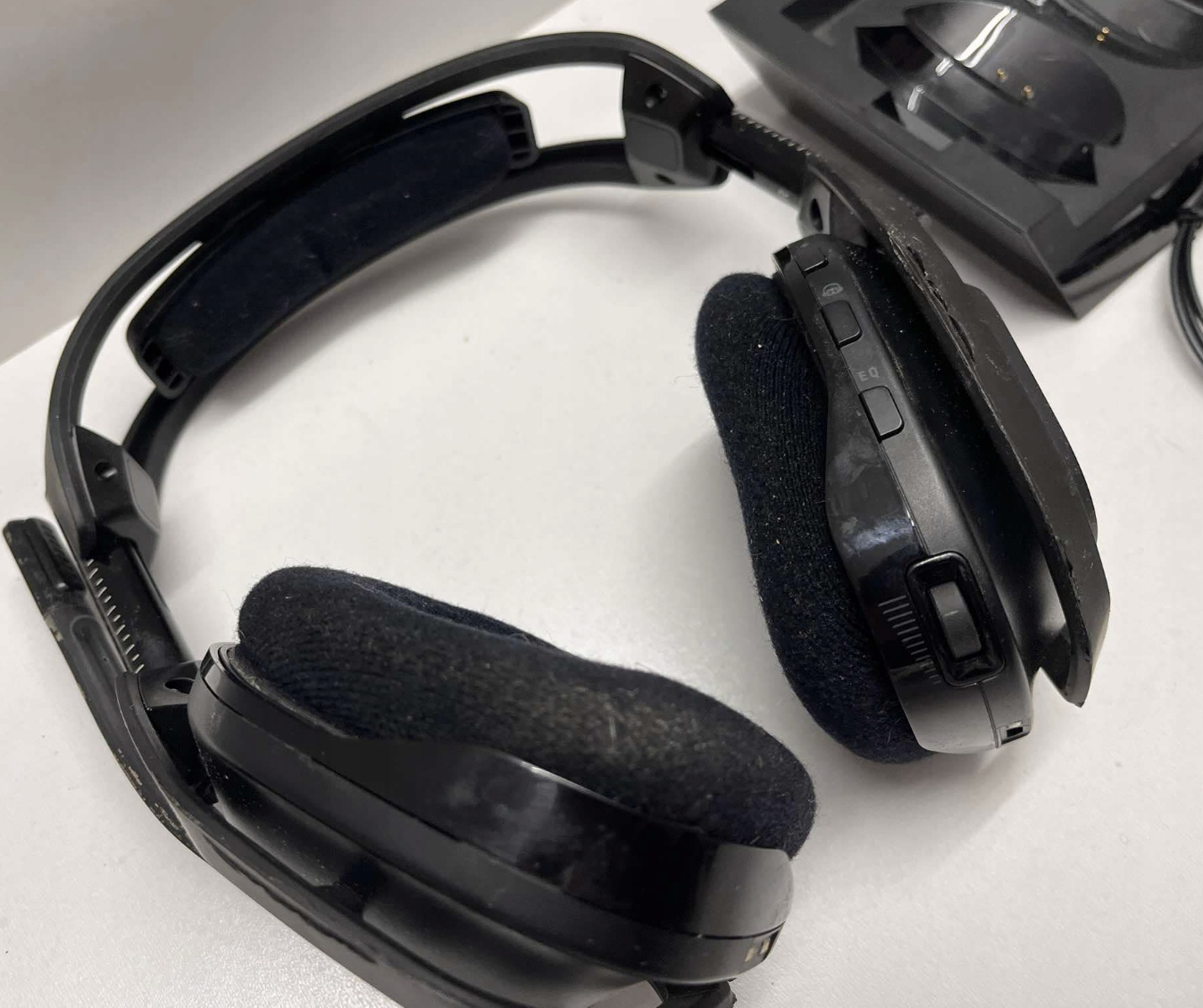 Słuchawki bezprzewodowe nauszne ASTRO A50 Wireless+ Base Station dla PS, PC