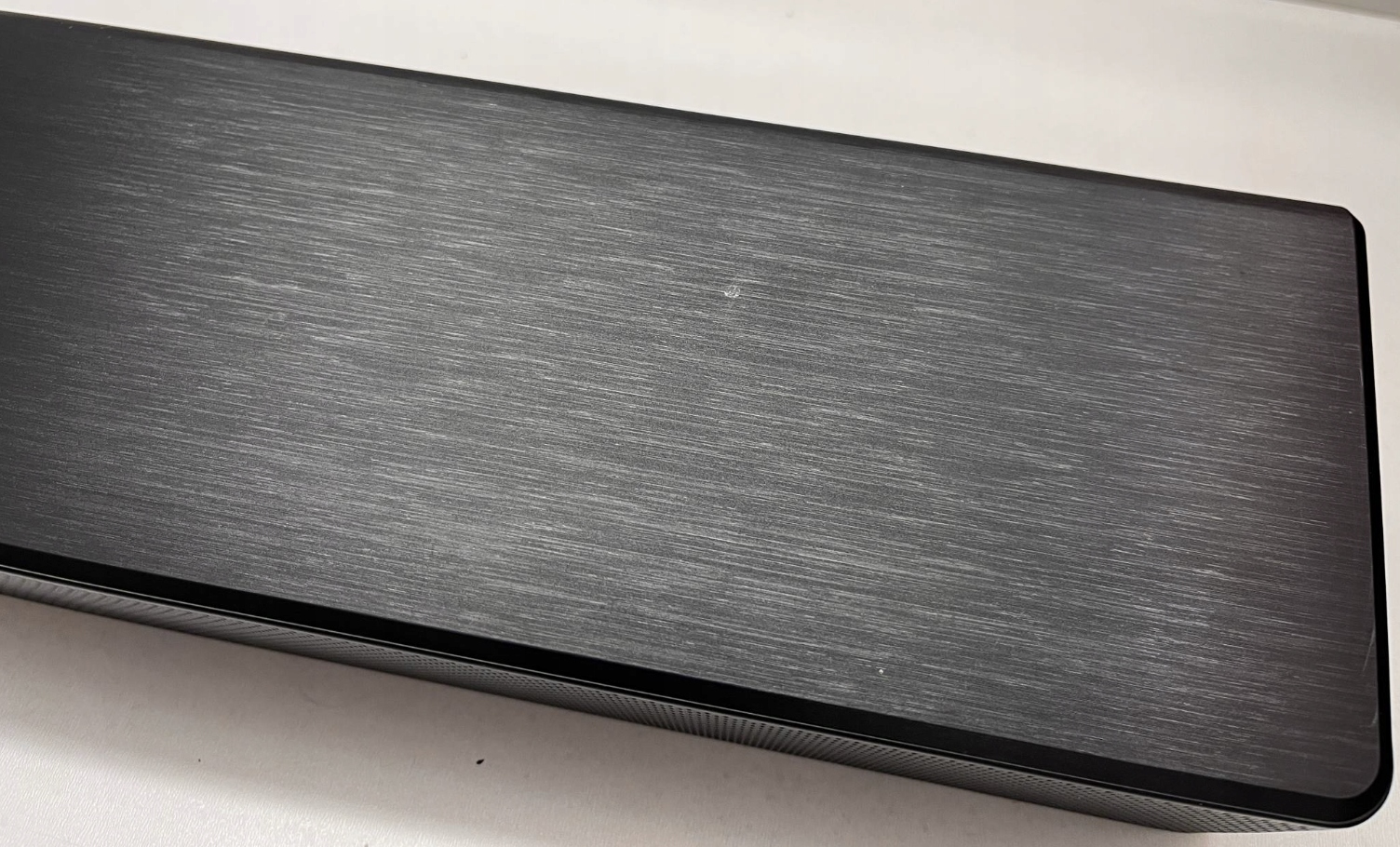 Hisense AX2106G 2.1-kanałowy soundbar z wbudowanym subwooferem, 240 W BT