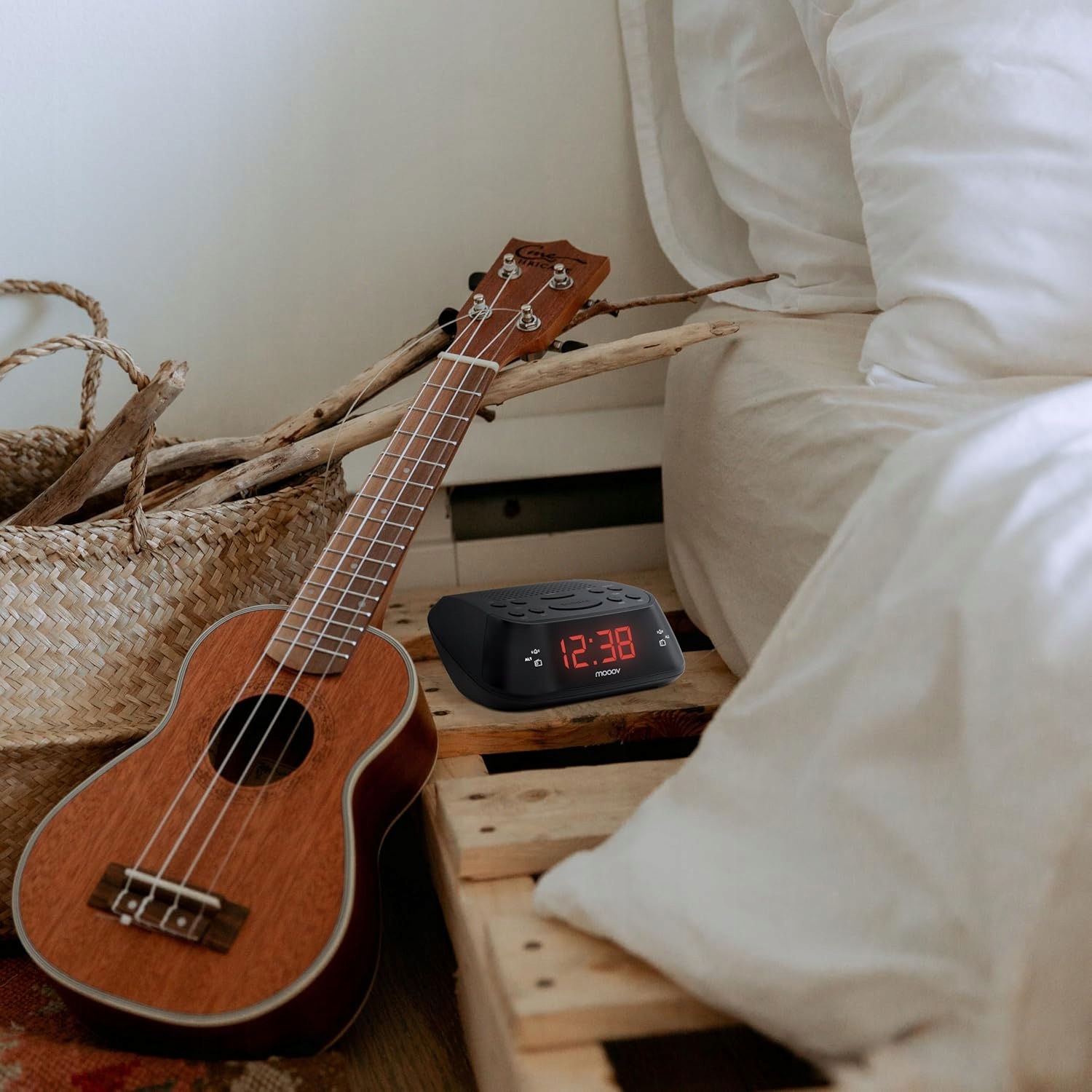 Radio sieciowe FM Metronic 477003 Radiobudzik, z podwójnym alarmem - Czarny