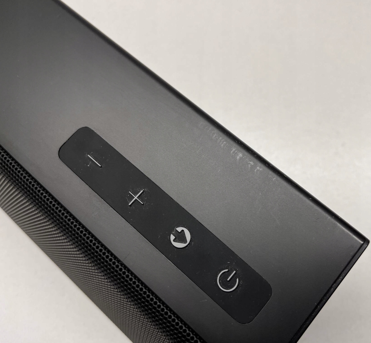 Soundbar 2.1-kanałowy z Bezprzewodowym Subwooferem Philips B5305/12 BT