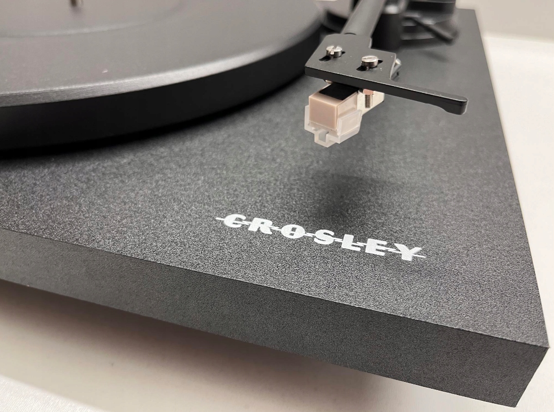Gramofon Bluetooth Crosley C6A-BK Napęd paskowy Wbudowany przedwzmacniacz