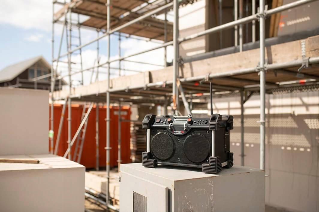 Radio Budowlane PerfecPro ROCKHART RH4 DAB+ i FM, Bluetooth Czarny