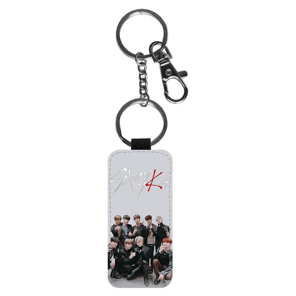 Nyckelring: K-POP Stray Kids, stilrent hängsmycke med livfull och unikt design