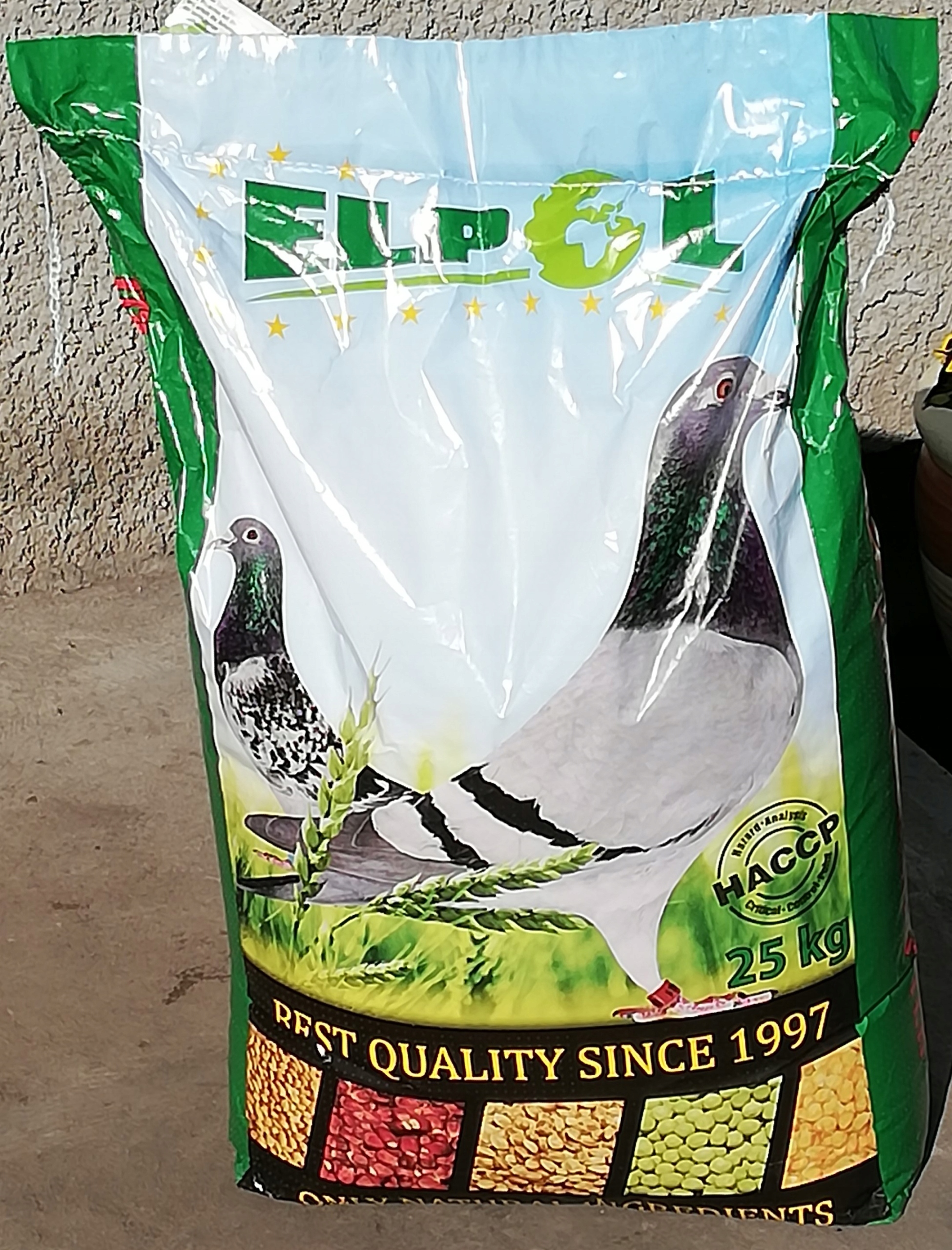 Karma dla gołębi Agro Całoroczna Ełpol 5kg