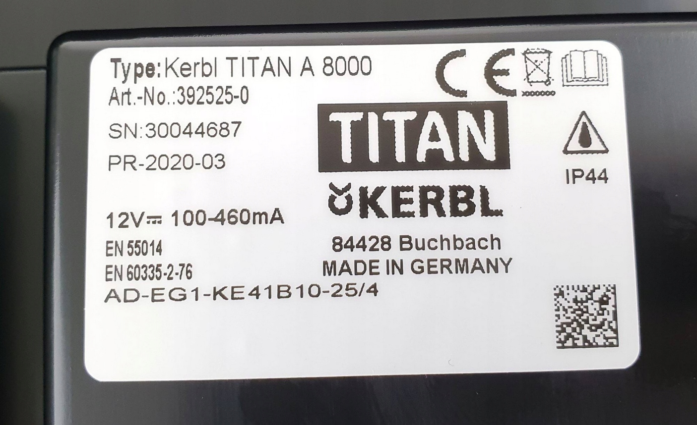 Elektryzator akumulatorowy TITAN A 8000 Kerbl
