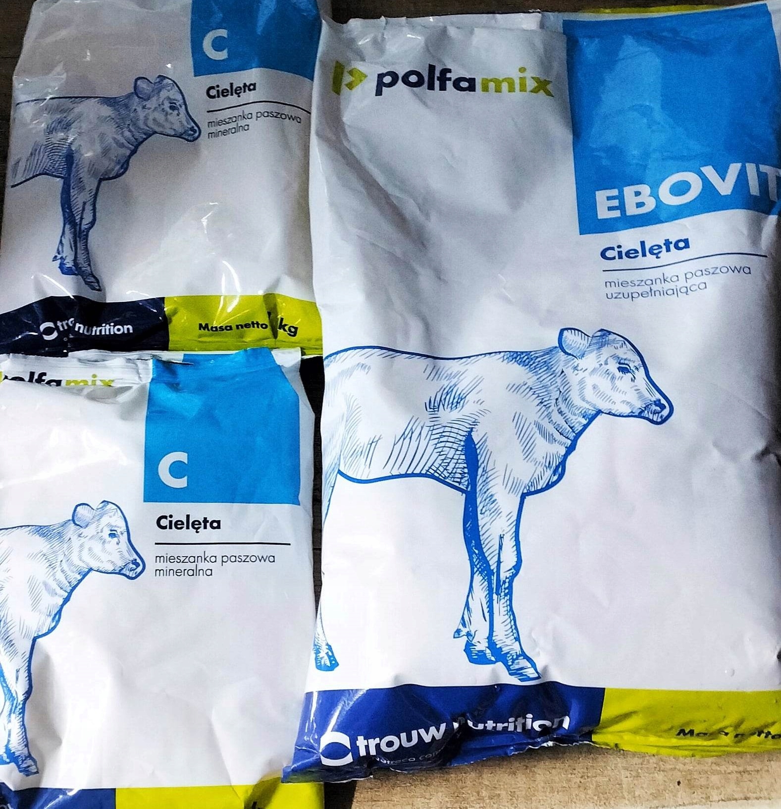 Zestaw 2 x Polfamix C 1kg + Ebovit 2kg dla cieląt