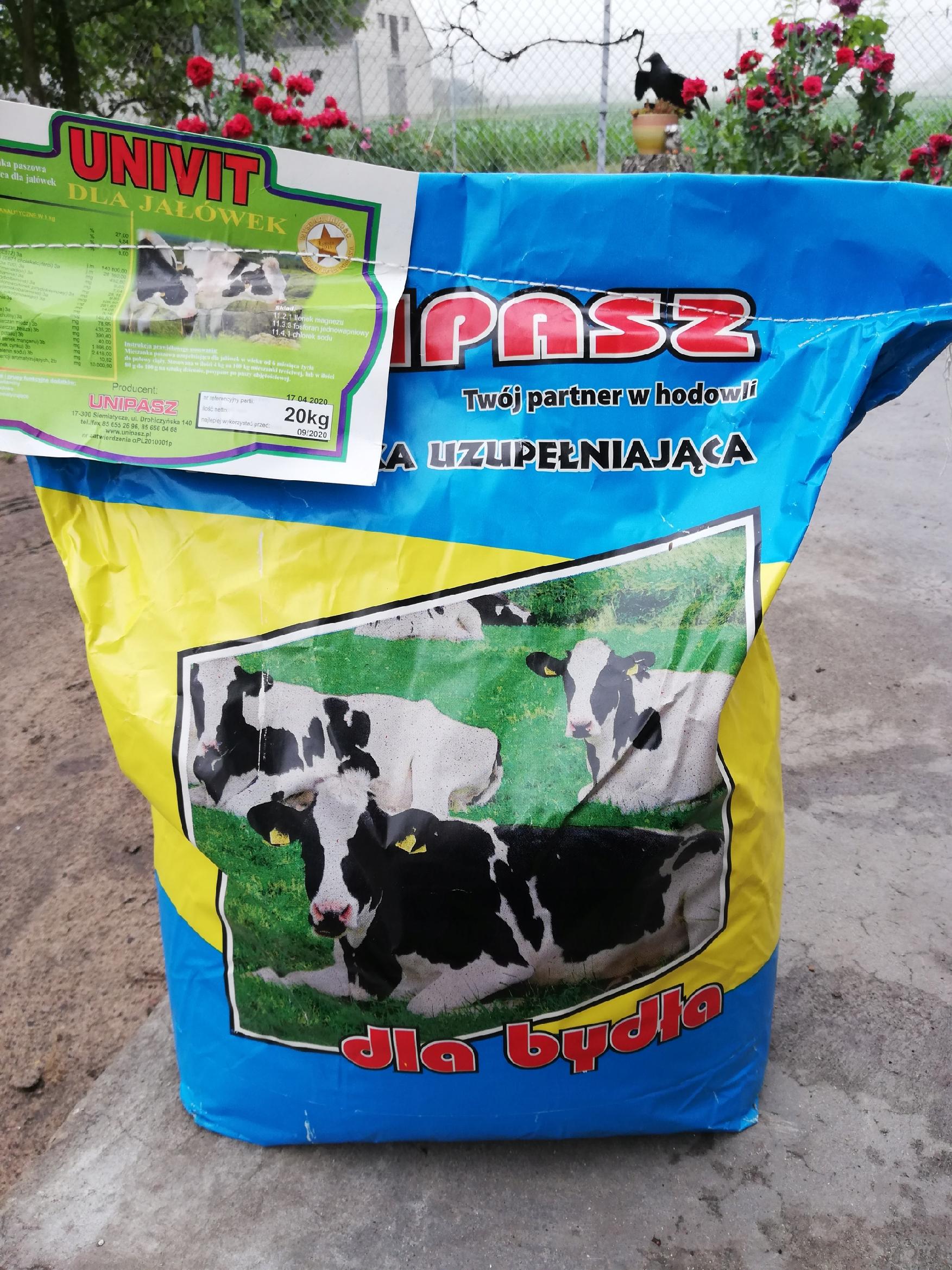 UNIVIT witaminy dla jałówek UNIPASZ 20KG
