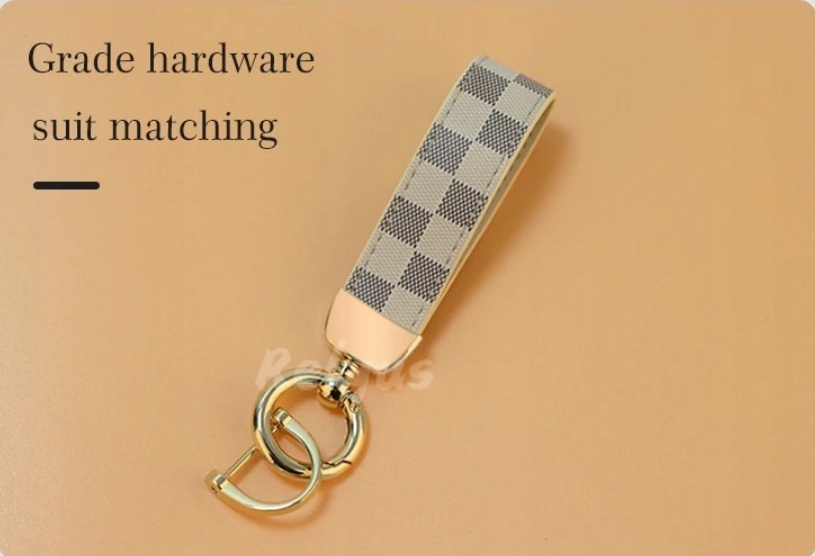 AUDI ETUI na kluczyk BRELOK do pilota + OZDOBA A3 A4 A5 A6 A7 A8 A4L A6L S8