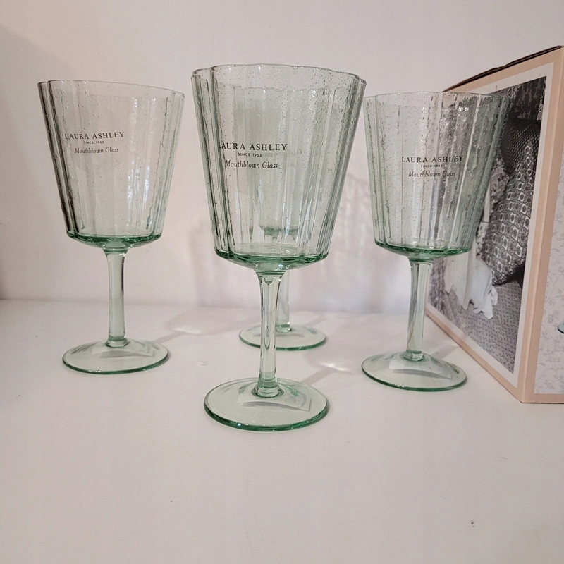Zestaw 4 kieliszków , przezroczyste- zielone, Laura Ashley 360 ml