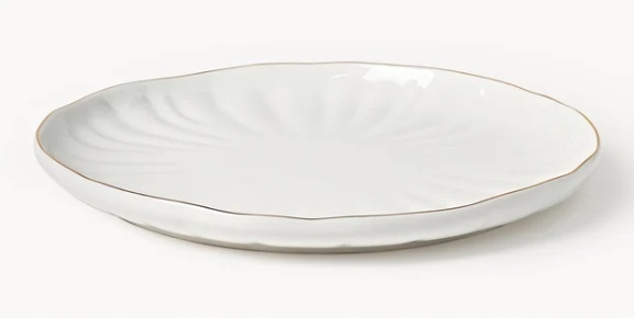 Komplet naczyń śniadaniowych z porcelany z reliefem Sali, dla 4 osób