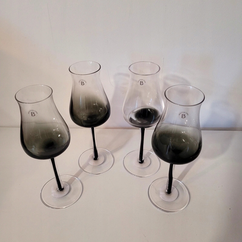 Kieliszek do szampana ze szkła dmuchanego Smoke, 4 szt.