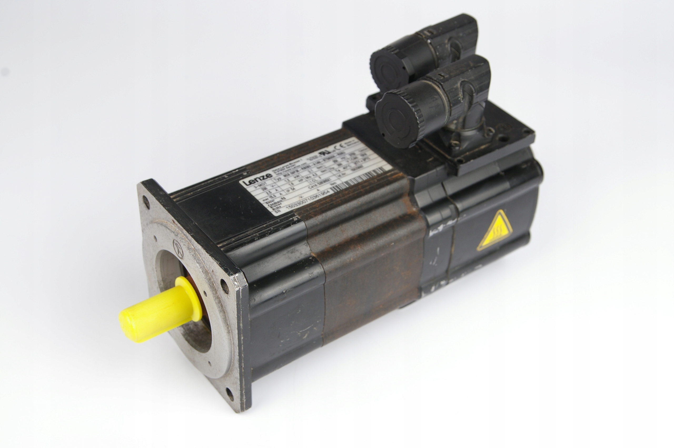 Lenze MCS09F38-RS0B0-A14N-ST5S00N- R0SU Servo Motor · ID 115250087 · Photo 1