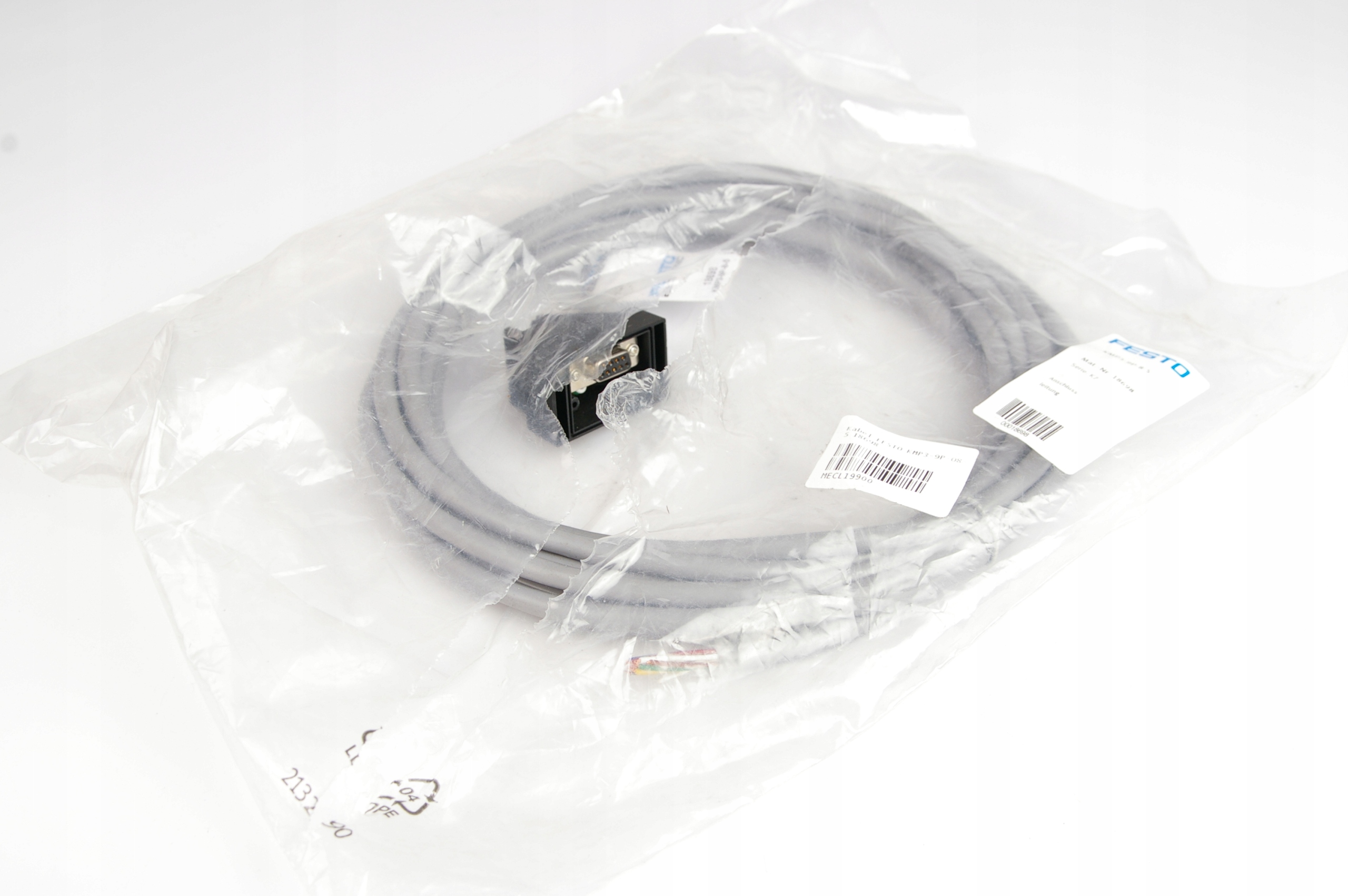 Festo KMP3-9P-8-5 18698 Cable · ID 115252180 · Photo 1