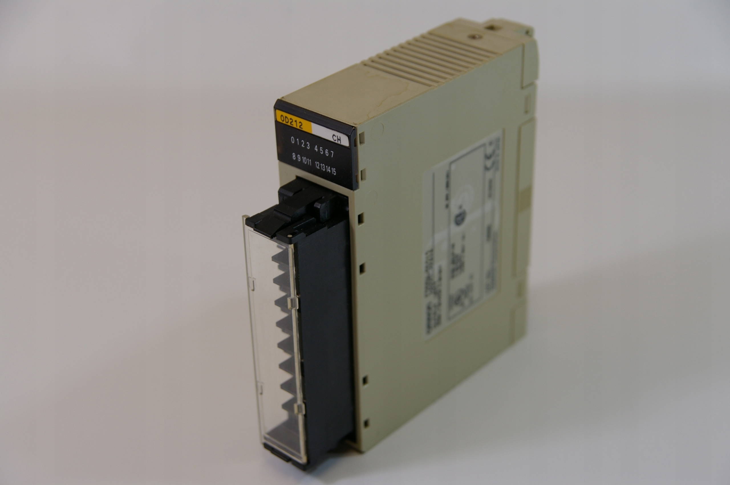 Moduł Omron C200H-OD212 · ID 115265412 · Zdjęcie 1