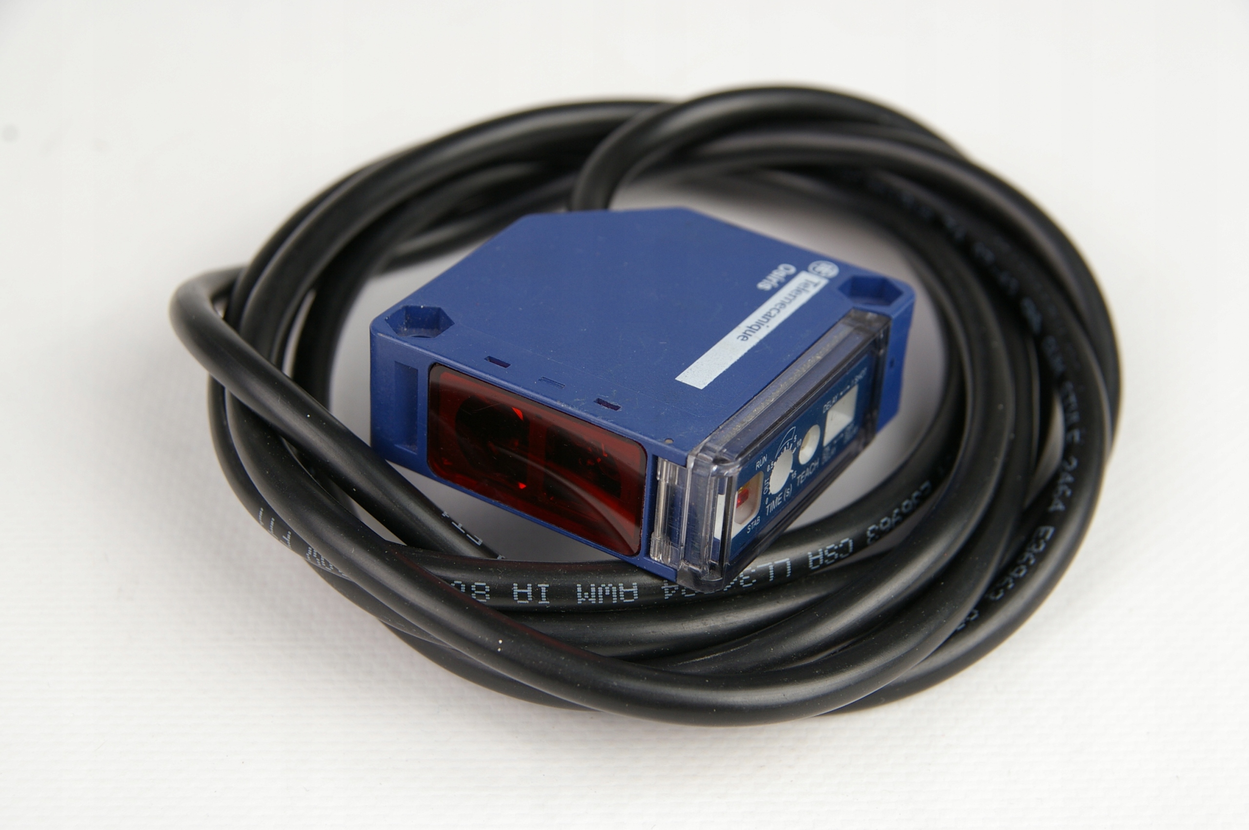 Telemecanique XUK0ARCTL2 Photoelectric sensor (1,5m cable) · ID 206977041 · Photo 1