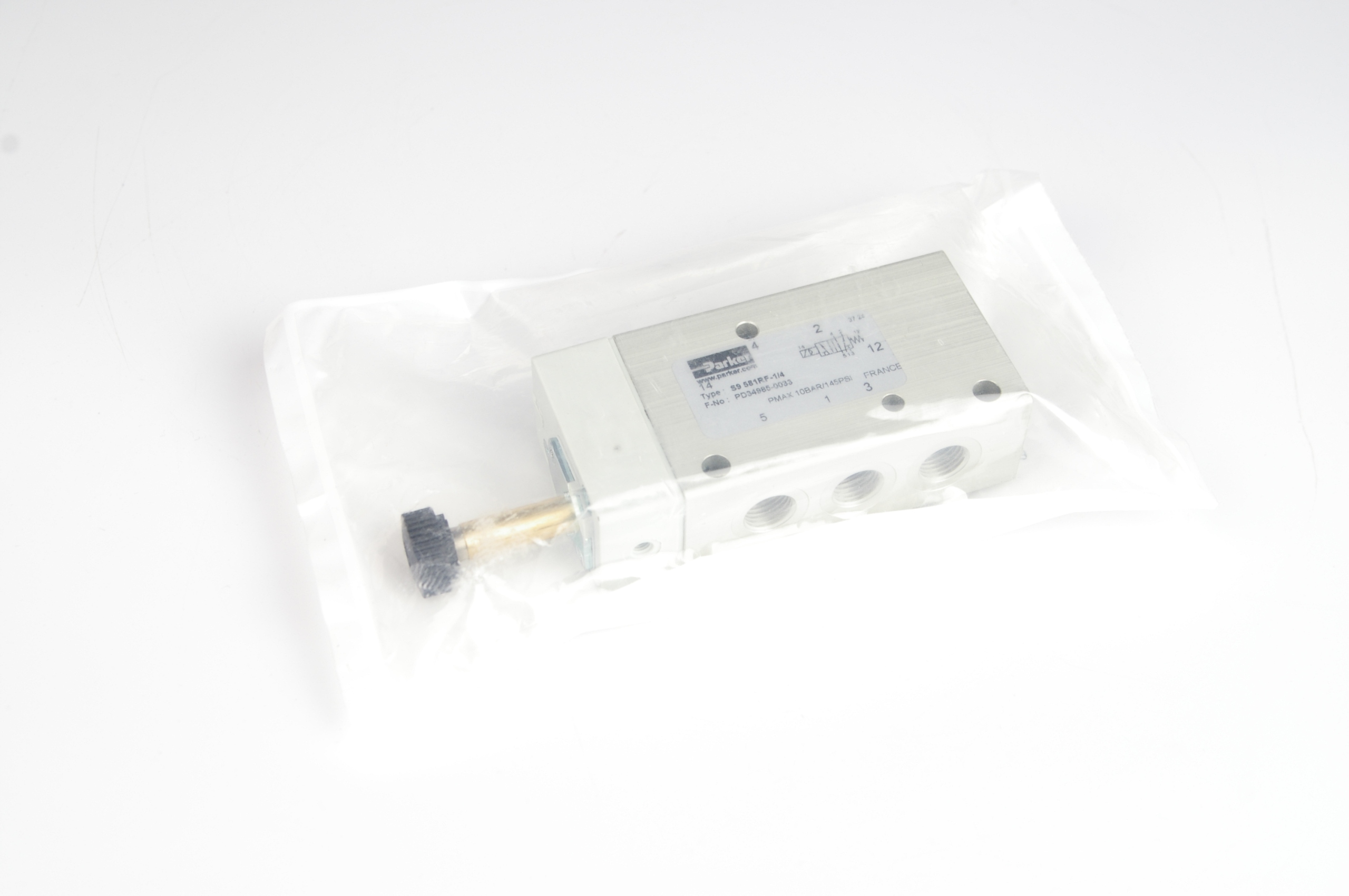 Parker PD34985-0033 S9 581RF-1/4 Valve · ID 115245306 · Zdjęcie 1
